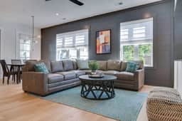 Roomy 1-Level Condo Near Vanderbilt With Parking    |    1 Story, Secure Parking, Patio. 3 miles to Broadway - Image 4