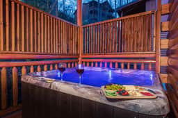 Mountain Views, Indoor Pool, Game Room, By Parkway, Six Bedroom Home Including Four King Suites, Hot Tub, Minutes to Dollywood, Gatlinburg & Great Smoky Mountains National Park, 24 Hr Hospitality - Image 4