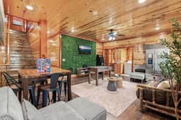 Mountain Views, Indoor Pool, Game Room, By Parkway, Six Bedroom Home Including Four King Suites, Hot Tub, Minutes to Dollywood, Gatlinburg & Great Smoky Mountains National Park, 24 Hr Hospitality - Image 5