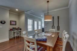 Twin Belmont Homes w/ 8 King Rooms, 4 Living Rooms | Sleep Up to 24 Guests | Walk to Belmont & Vanderbilt | Near Music Row, The Gulch & 12 South | 2 miles to Broadway | Smart TVs, Parking, 24 Hr Hospitality - Image 5