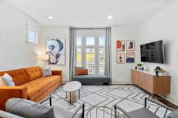 Walk to Five Points | 2 Patios + Private Garage       |     Close to Dining and Bars, Board Games, 10 Mins to Broadway, 24 Hour Hospitality - Image 3