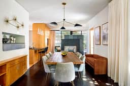 Germantown Gem | Spacious Private Yard, Parking | Walk to Dining, 5 Mins to Nissan Stadium, Less than 2 miles to Broadway, Workspace, Parking, 24 Hr Hospitality, Great for Families - Image 5