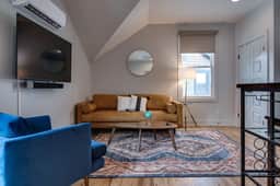 East Nashville Getaway-10 Min To Broadway, Parking - Image 2