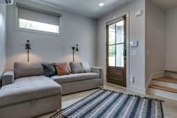 East Nashville Getaway-10 Min To Broadway, Parking - Image 5