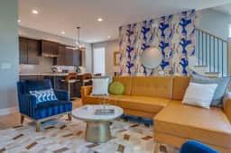 Stylish 4Bed Retreat with Rooftop, Garage, Peloton  |  Sleeps 12, Fire Table, Gourmet Kitchen, Cozy Living Space, Dedicated Parking, Near Distilleries, Marathon Village & Nightlife, Chic Skyline Views, 24 Hour Hospitality - Image 2
