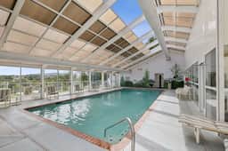 Condo for 6, Outdoor Pool+Lazy River, Gym, Patio |  1 Block to Parkway , Seasonal Outdoor Pool with Lazy River, Near Dollywood & Smoky Mountains, 24/7 Hospitality, Cozy Living Space - Image 4