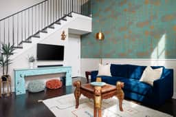 Stylish Boho Courtyard Loft, King Beds in 12 South  |1 of 7 Themed Lofts at Cowrite, Find Coffee and Tacos Downstairs, Complimentary Spin Class, Walk to Shopping in 12 South, 10 Minutes to Broadway, Parking, 24 Hr Hospitality - Image 3