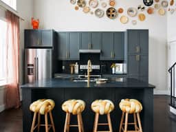 Stylish Boho Courtyard Loft, King Beds in 12 South  |1 of 7 Themed Lofts at Cowrite, Find Coffee and Tacos Downstairs, Complimentary Spin Class, Walk to Shopping in 12 South, 10 Minutes to Broadway, Parking, 24 Hr Hospitality - Image 5
