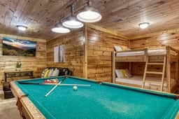 Dreamy Forest Home, 2 Decks, Hot Tub, Outdoor Pool | 10 Mins to Broadway, Perfect for Groups, 24 Hour Hospitality, Sleep 10 w/ Wraparound Deck, Scenic Views & Access to Resort Pool,  Near The Parkway, Tanger Outlets & Dollywood - Image 3