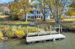Waterfront Retreat with Private Dock and Fire Pit | Sleeps 8, Outdoor Dining, Spa-Style Primary, Chef’s Kitchen w/ Dual Dishwashers, Gas Fireplace, River Views, Bright Open Layout, Central A/C, Perfect Coastal Escape for Families, 24 Hr Hospitality - Image 5