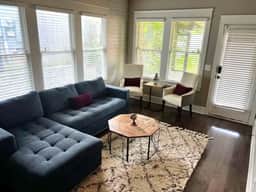 1-Story Family Home,  Fenced Yard, Grill, Parking | Sleeps 10, 5 Mins to Five Points & Nissan Stadium, Smart TVs, Pet-Friendly Yard, Patio for BBQs, Ideal Nashville Getaway for Families, 24 Hr Hospitality - Image 5