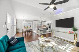 Family Home in Oakwood, 12 Mins to Campus, Patio | Washer Dryer, 2 Bathrooms, Utilities and Internet Included, Great for Students or Families, Charming Oakwood-Lincoln Park Home, 10 Walk to Dining, 24 Hour Hospitality Team - Image 3