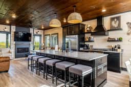Sleep 18, Water Park, Indoor Pool, 10 Mins to PF,  Hot Tub, Seasonal Waterpark with Pools, Splash Pad and Lazy River, Movie Theatre, Game Room, Fire Pits, Year Round Indoor Pool, Views, 24 Hr Hospitality, Great for Families - Image 4