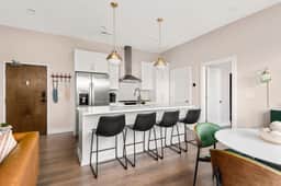 2 Suite Condo By Vanderbilt with Elevator, Garage  |  Walk to Campus and Centennial Park, Close to Vanderbilt Medical Center, 10 Mins to Downtown, 24 Hr Hospitality - Image 3
