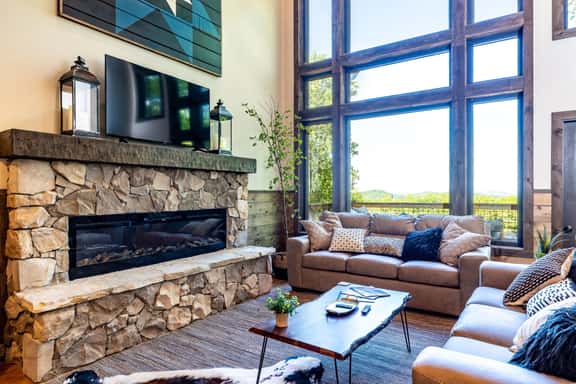 Luxury Smoky Chalet, Indoor Pool, Hot Tub, Theater,  Sleep 12 in 4 King Suites, Indoor Fireplace, Outdoor Fire Pit, Game Loft & Scenic Views, 20 Min to Dollywood, The Island & Parkway, Dog-Friendly, 24 Hr Hospitality - Image 1