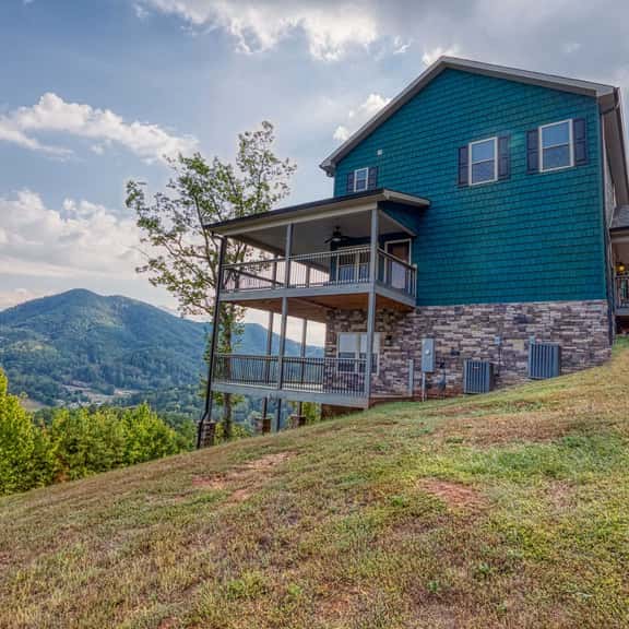 Mountain Views for 14, Hot Tub, Game Room, Theater | Community Pool, Peaceful Wears Valley Home, 30 Mins to Dollywood and Gatlinburg, 24 Hr Hospitality - Image 1
