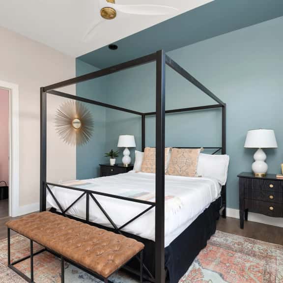 2 Suite Condo By Vanderbilt with Elevator, Garage  |  Walk to Campus and Centennial Park, Close to Vanderbilt Medical Center, 10 Mins to Downtown, 24 Hr Hospitality - Image 1