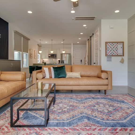 East Nashville, Spacious Interiors, 2 Car Garage  |  2 Car Garage, Smart TVs in Every Room,  Near Five Points, The Gulch And 10 min to Broadway, 24 Hr Hospitality - Image 1