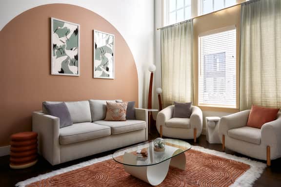 King Penthouse in 12 South, 3 Miles To Broadway   |   Soaring Ceilings, 1 of 7 Themed Lofts at Cowrite, Find Coffee and Tacos Downstairs, Complimentary Spin Class, Walk to Shopping in 12 South, 10 Minutes to Broadway, Parking, 24 Hr Hospitality - Image 5