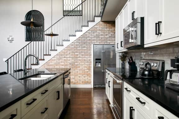 Johnny Cash Inspired 2-Suite Loft In 12 South      |         1 of 7 Themed Lofts at Cowrite, Find Coffee and Tacos Downstairs, Complimentary Spin Class, Walk to Shopping in 12 South, 10 Minutes to Broadway, Parking, 24 Hr Hospitality - Image 4