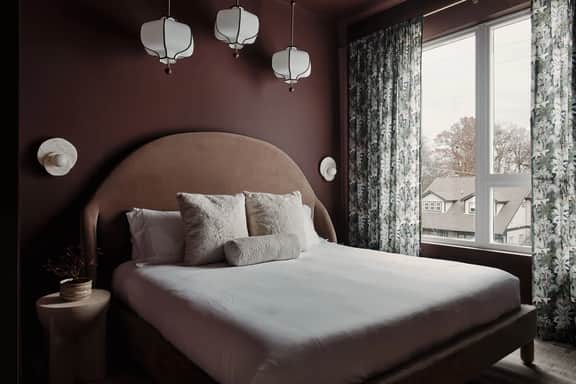 Dreamy Condo with Fireplace, Rooftop, Gym, Parking | Sleeps 5 w/ King Bed, Sleeper Sofa, Hidden Bunk, Shared Rooftop and Gym, Free Dedicated Parking, Minutes to Broadway, Five Points & Grand Ole Opry, 24 Hr Hospitality - Image 2
