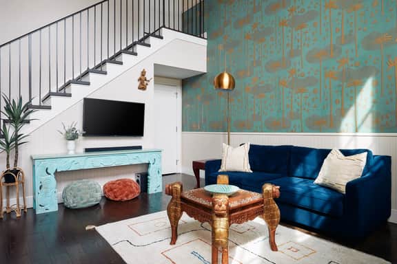 Stylish Boho Courtyard Loft, King Beds in 12 South  |1 of 7 Themed Lofts at Cowrite, Find Coffee and Tacos Downstairs, Complimentary Spin Class, Walk to Shopping in 12 South, 10 Minutes to Broadway, Parking, 24 Hr Hospitality - Image 3