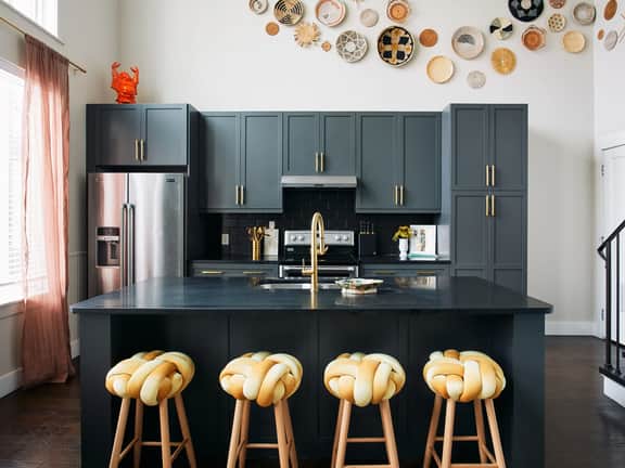 Stylish Boho Courtyard Loft, King Beds in 12 South  |1 of 7 Themed Lofts at Cowrite, Find Coffee and Tacos Downstairs, Complimentary Spin Class, Walk to Shopping in 12 South, 10 Minutes to Broadway, Parking, 24 Hr Hospitality - Image 5