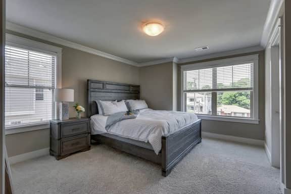 Elegant 4 King Belmont Retreat with 2 Living Rooms | Walk to Belmont and Vanderbilt | Near 12th South, Music Row & The Gulch | 2 miles to Broadway | Large Dining Table, Smart TVs, Parking, 24 Hr Hospitality - Image 2