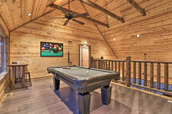 3 King Suites, Indoor Pool + Theater, Dog Friendly | Theater & Hot Tub, Sleep 12 w/ Game Room, Fireplaces, Private Deck, Minutes to Dollywood, Gatlinburg & Great Smoky Mountains National Park, 24 Hr Hospitality - Image 5