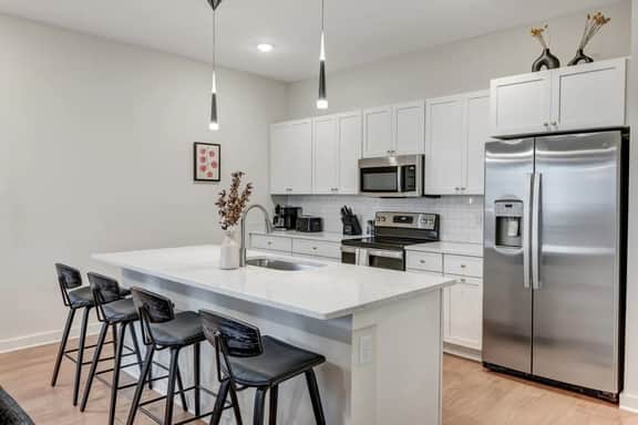 Long Term Condo with Pool, Gym, Balcony, Parking   |   Sleeps 6, King Suite + Sleeper Sofa,  Minutes to Downtown & Five Points, Perfect for Long Stays and Remote Work,  24 Hour Hospitality - Image 3