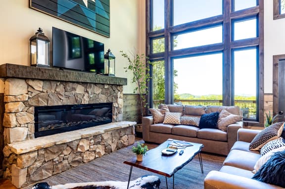Luxury Smoky Chalet, Indoor Pool, Hot Tub, Theater,  Sleep 12 in 4 King Suites, Indoor Fireplace, Outdoor Fire Pit, Game Loft & Scenic Views, 20 Min to Dollywood, The Island & Parkway, Dog-Friendly, 24 Hr Hospitality - Image 1